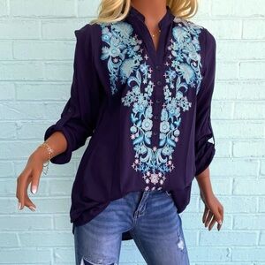 Solitaire Blue Embroidered Tunic Top Size Large Relaxed Floral Boho Art To Wear
